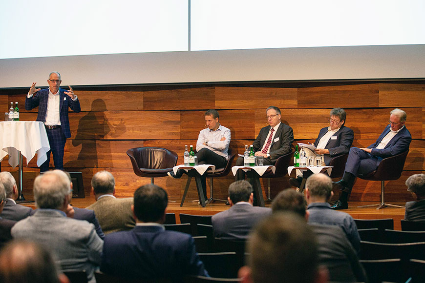 Branchentag 142 Podium web