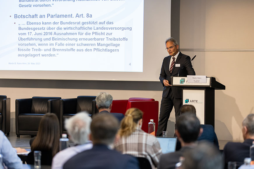 Referate etc 124 Martin Rahn